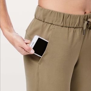 Lululemon On The Fly Pant 7/8
